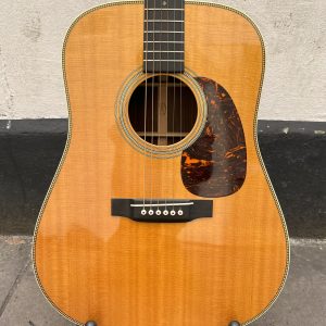 Martin Standard Series HD-28 2012 - Image 2