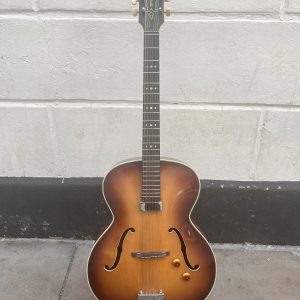 Hofner Senator 1957 - Sunburst converted to baritone