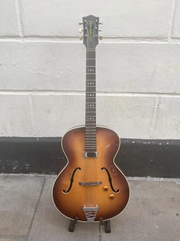 Hofner Senator 1957 - Sunburst converted to baritone
