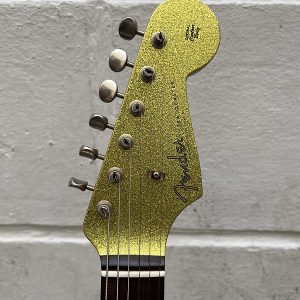 Fender Custom Shop '60 Reissue Stratocaster Relic Chartreuse Sparkle - Image 7